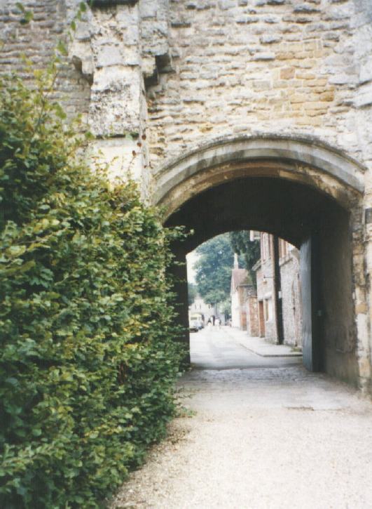 The Gate at Chichester Close